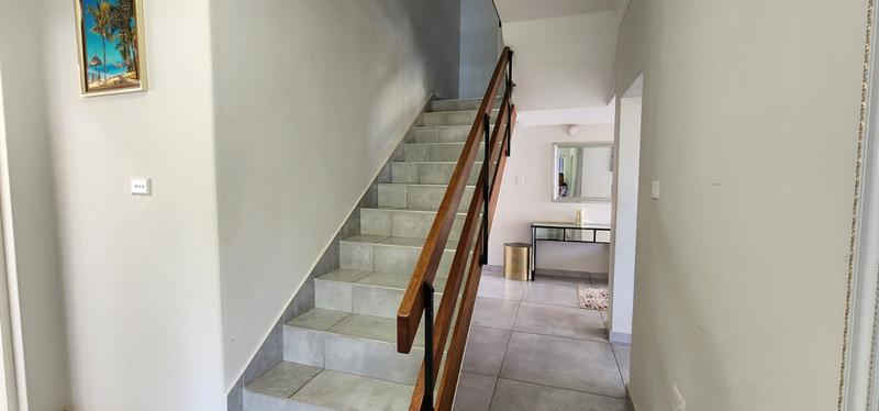 5 Bedroom Property for Sale in Widenham KwaZulu-Natal