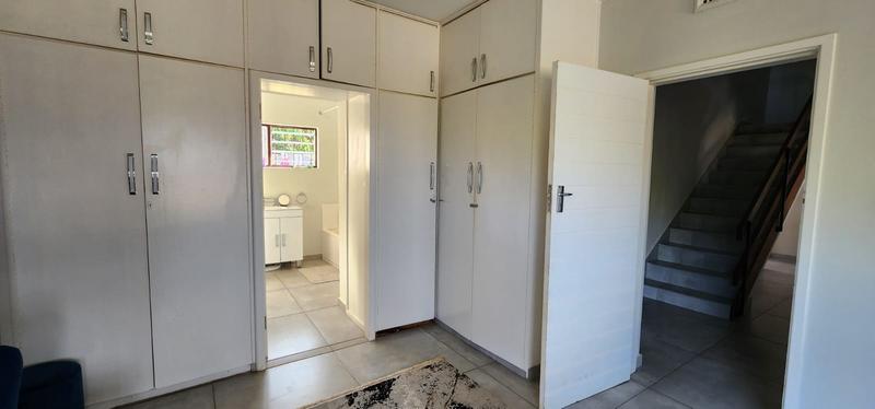 5 Bedroom Property for Sale in Widenham KwaZulu-Natal