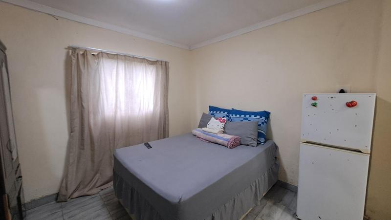 To Let 1 Bedroom Property for Rent in Umlazi KwaZulu-Natal