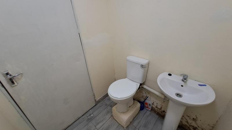 To Let 1 Bedroom Property for Rent in Umlazi KwaZulu-Natal