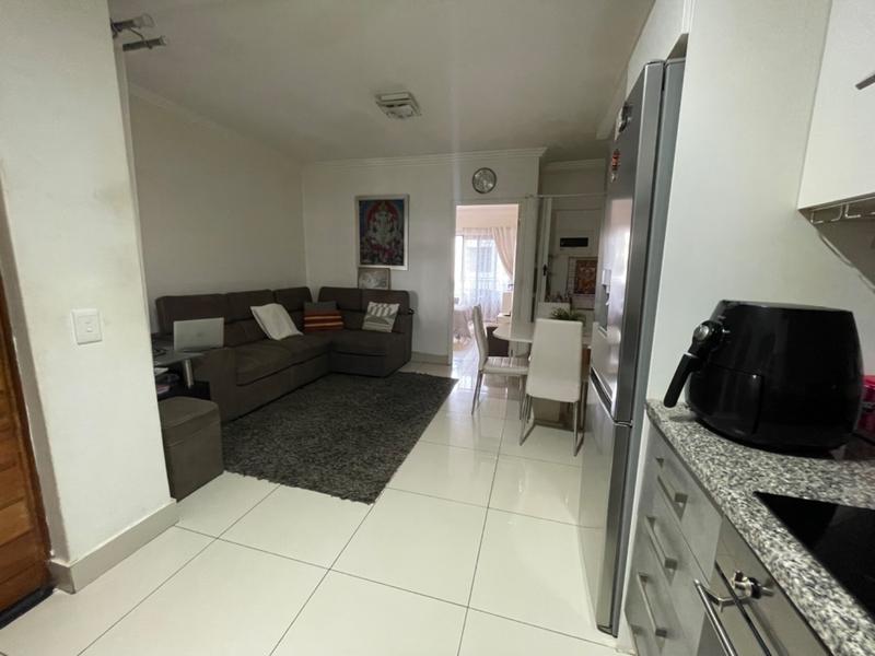 1 Bedroom Property for Sale in New Town Centre KwaZulu-Natal