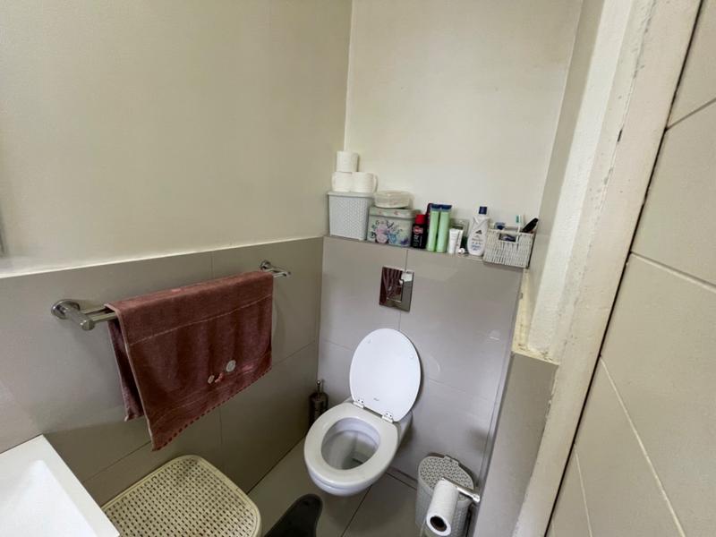 1 Bedroom Property for Sale in New Town Centre KwaZulu-Natal