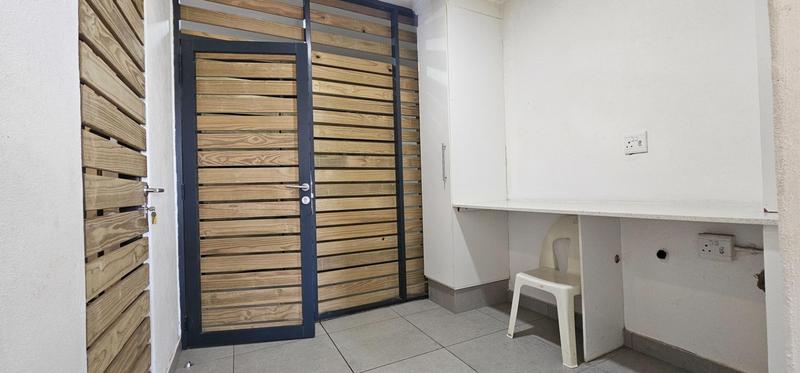 To Let 2 Bedroom Property for Rent in Umhlanga Ridge KwaZulu-Natal