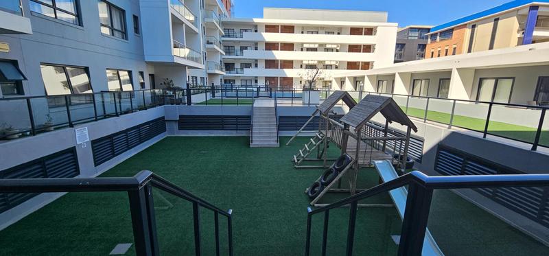 To Let 2 Bedroom Property for Rent in Umhlanga Ridge KwaZulu-Natal