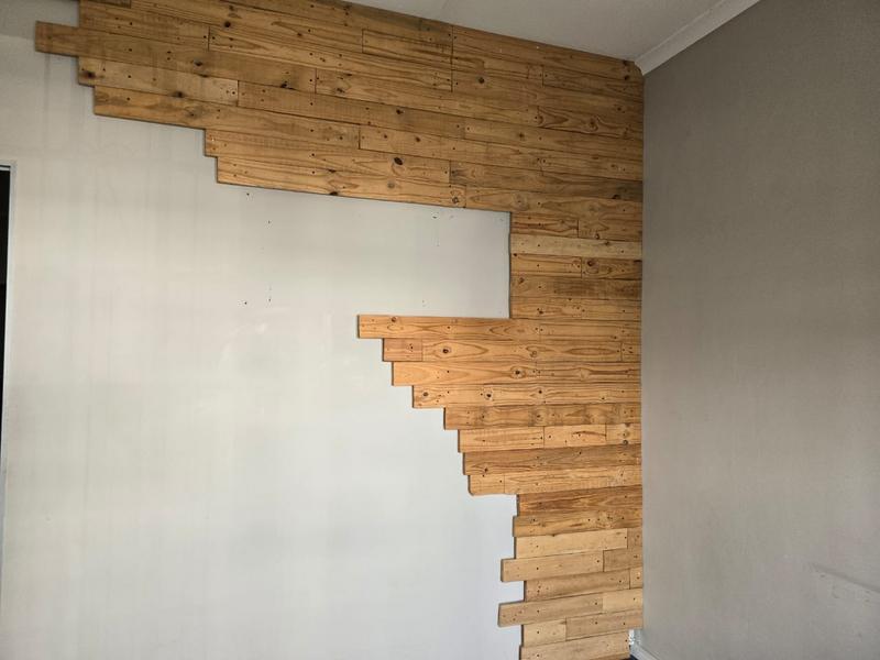 To Let commercial Property for Rent in Malvern KwaZulu-Natal