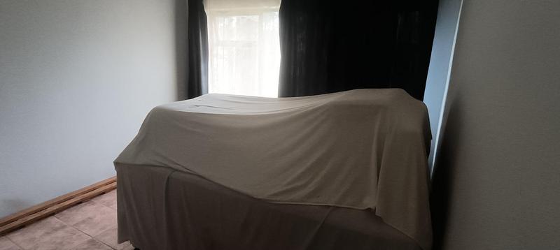 6 Bedroom Property for Sale in Margate KwaZulu-Natal