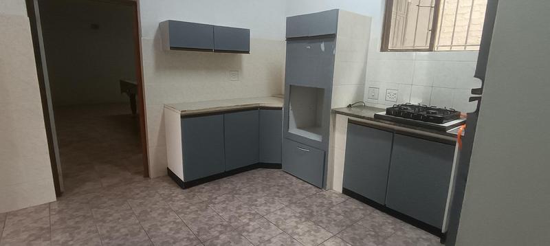 6 Bedroom Property for Sale in Margate KwaZulu-Natal