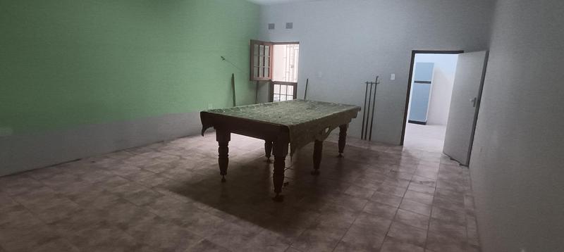 6 Bedroom Property for Sale in Margate KwaZulu-Natal