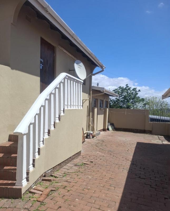 7 Bedroom Property for Sale in Clare Estate KwaZulu-Natal