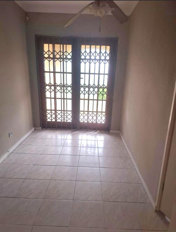 7 Bedroom Property for Sale in Clare Estate KwaZulu-Natal