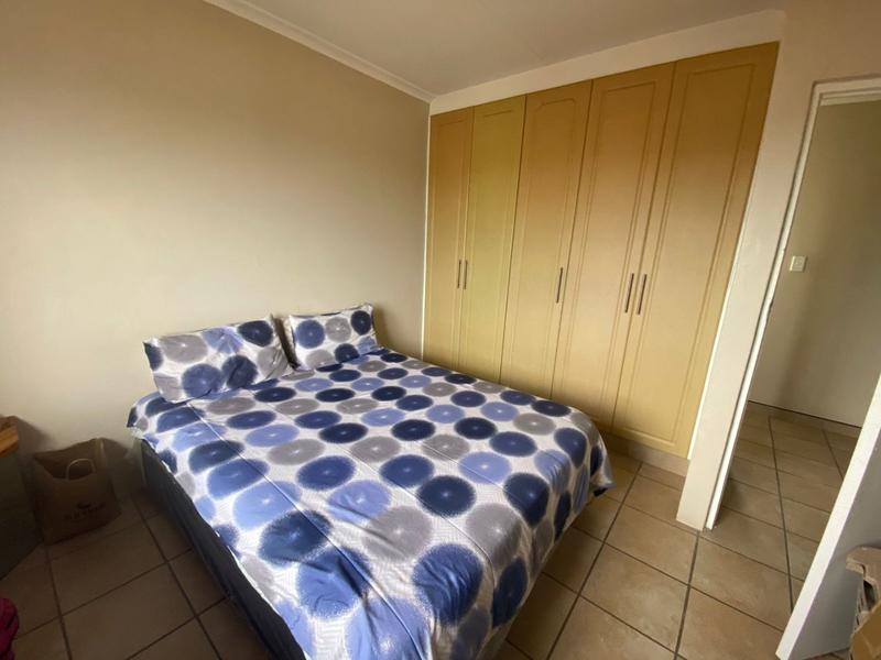 6 Bedroom Property for Sale in Caneside KwaZulu-Natal