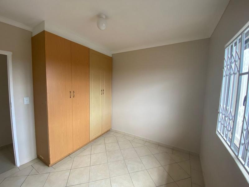 6 Bedroom Property for Sale in Caneside KwaZulu-Natal