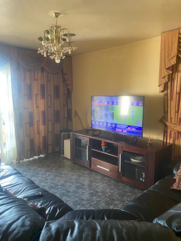 3 Bedroom Property for Sale in Castlehill KwaZulu-Natal