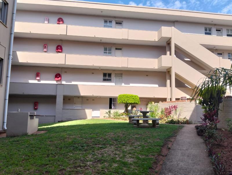 To Let 1 Bedroom Property for Rent in Morningside KwaZulu-Natal