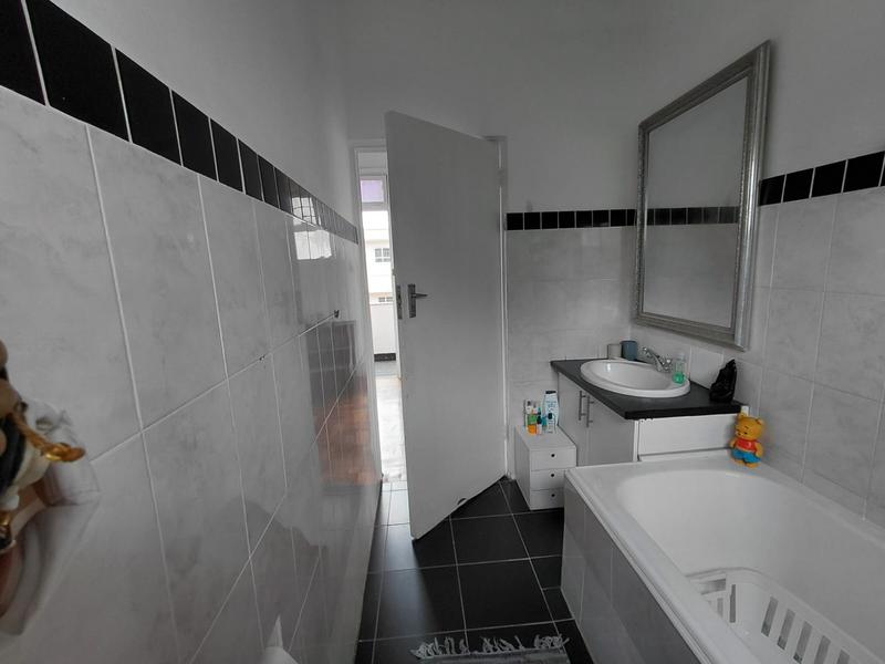 To Let 1 Bedroom Property for Rent in Morningside KwaZulu-Natal