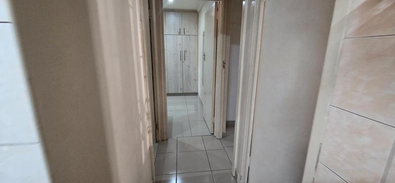 To Let 3 Bedroom Property for Rent in Overport KwaZulu-Natal