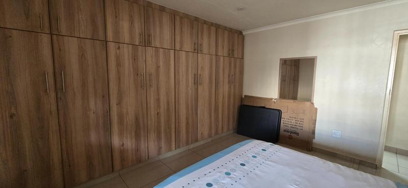 To Let 3 Bedroom Property for Rent in Overport KwaZulu-Natal