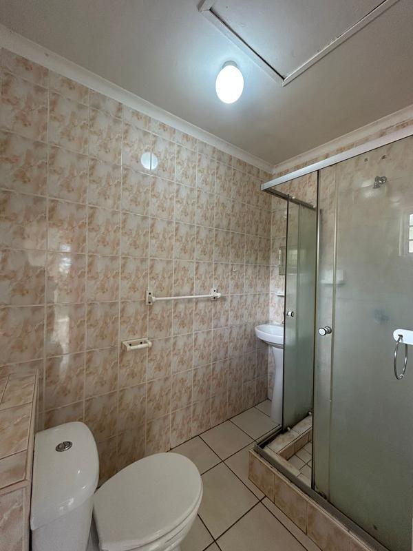 To Let 3 Bedroom Property for Rent in Southport KwaZulu-Natal