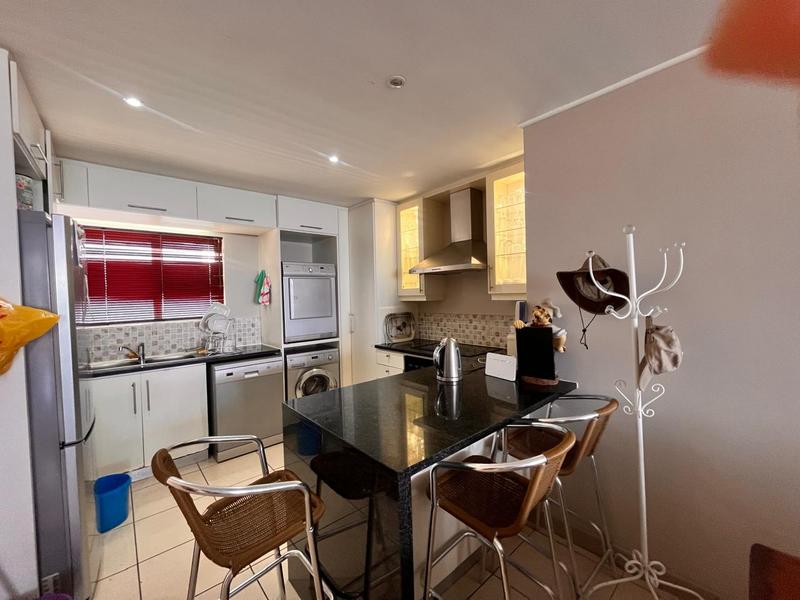 4 Bedroom Property for Sale in Margate KwaZulu-Natal