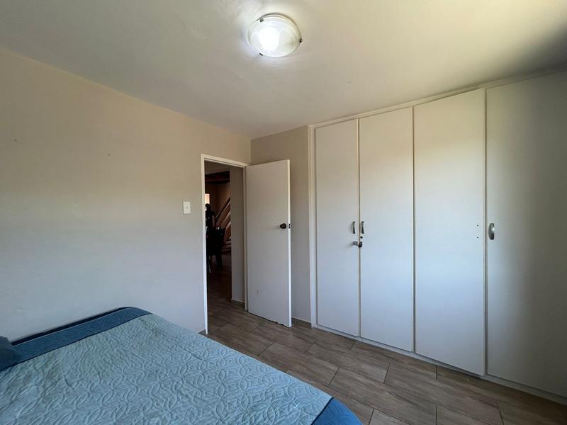 3 Bedroom Property for Sale in Uvongo KwaZulu-Natal