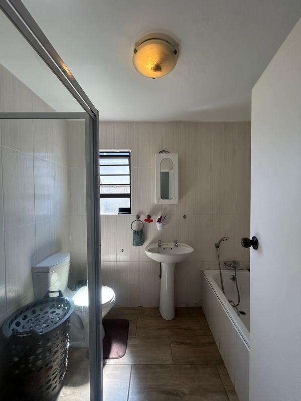 3 Bedroom Property for Sale in Uvongo KwaZulu-Natal