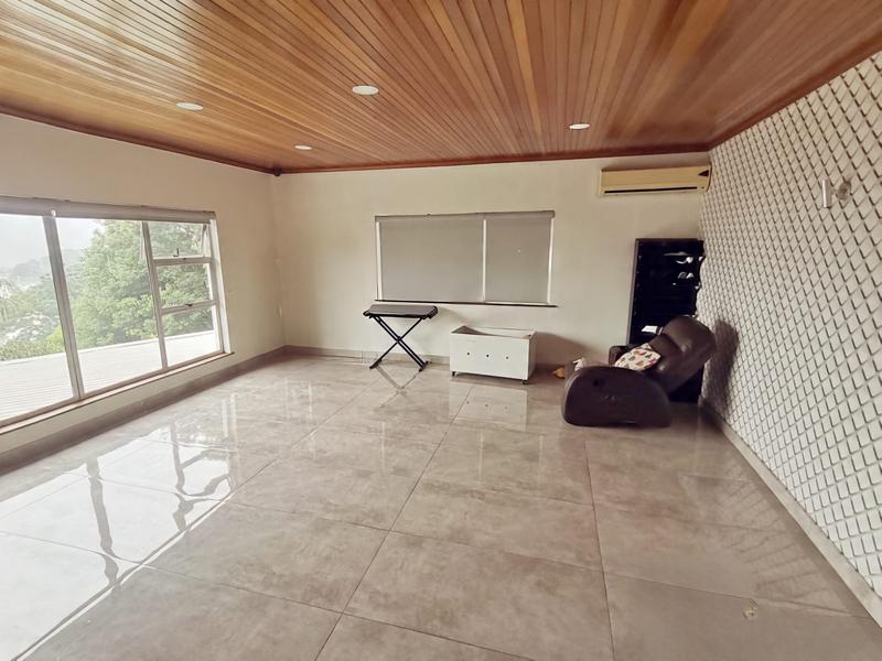 To Let 4 Bedroom Property for Rent in Reservoir Hills KwaZulu-Natal