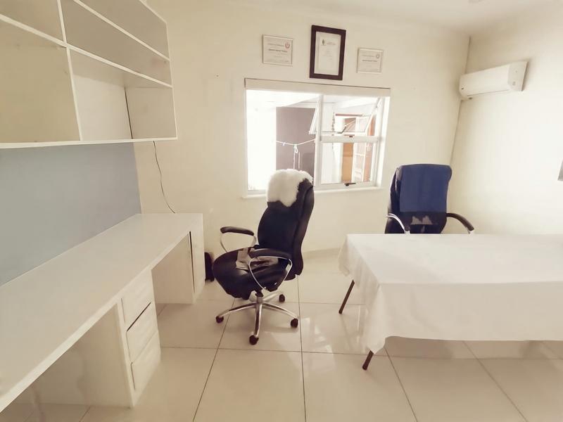 To Let 4 Bedroom Property for Rent in Reservoir Hills KwaZulu-Natal