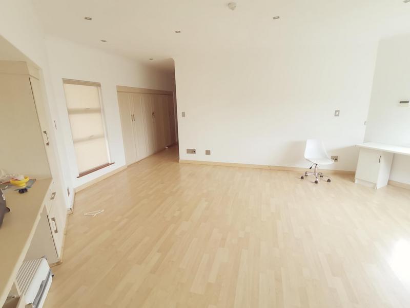 To Let 4 Bedroom Property for Rent in Reservoir Hills KwaZulu-Natal