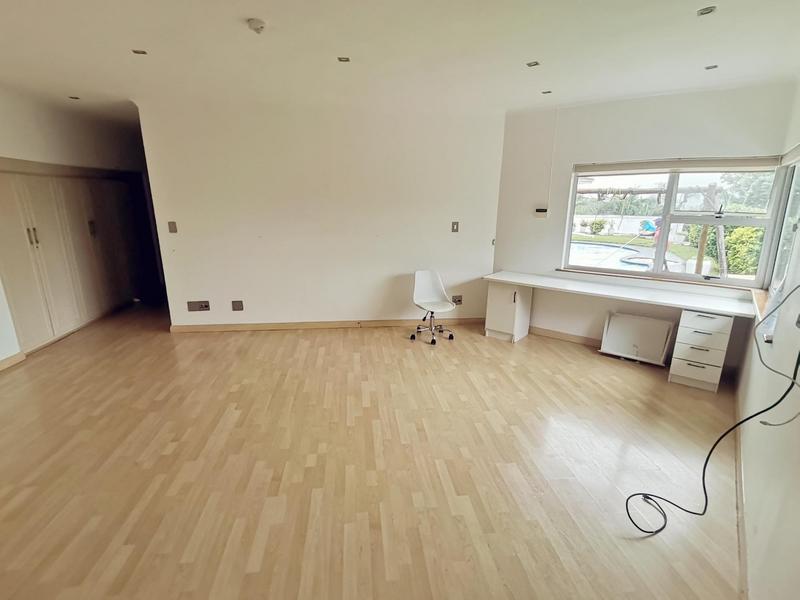 To Let 4 Bedroom Property for Rent in Reservoir Hills KwaZulu-Natal