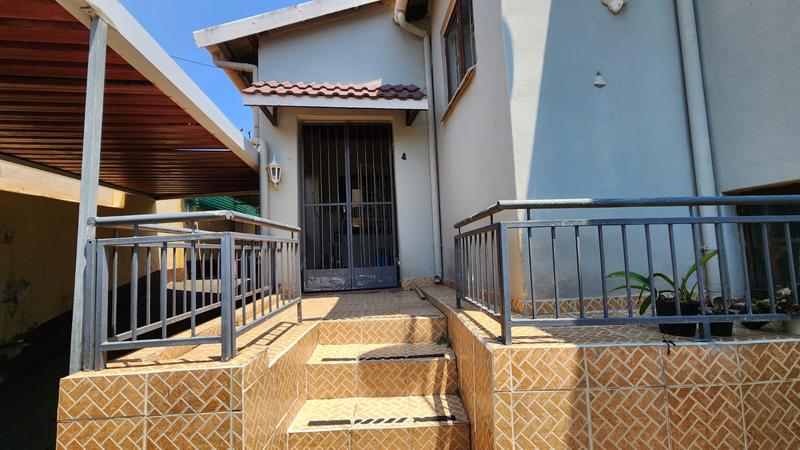 4 Bedroom Property for Sale in Bonela KwaZulu-Natal