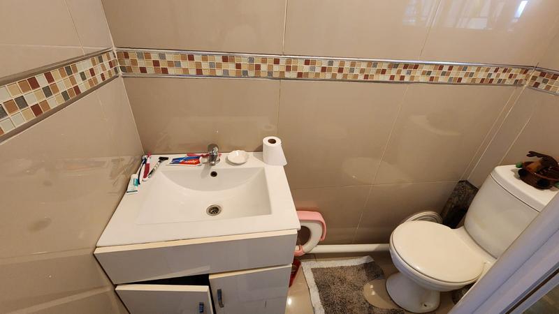 4 Bedroom Property for Sale in Bonela KwaZulu-Natal