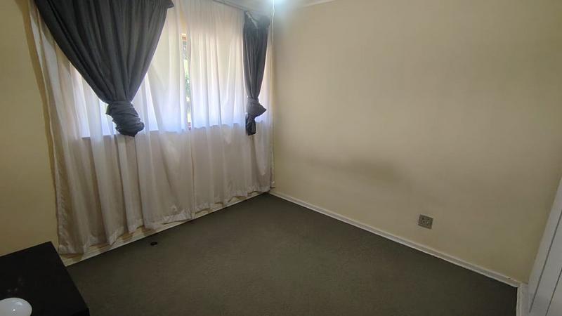 2 Bedroom Property for Sale in Escombe KwaZulu-Natal