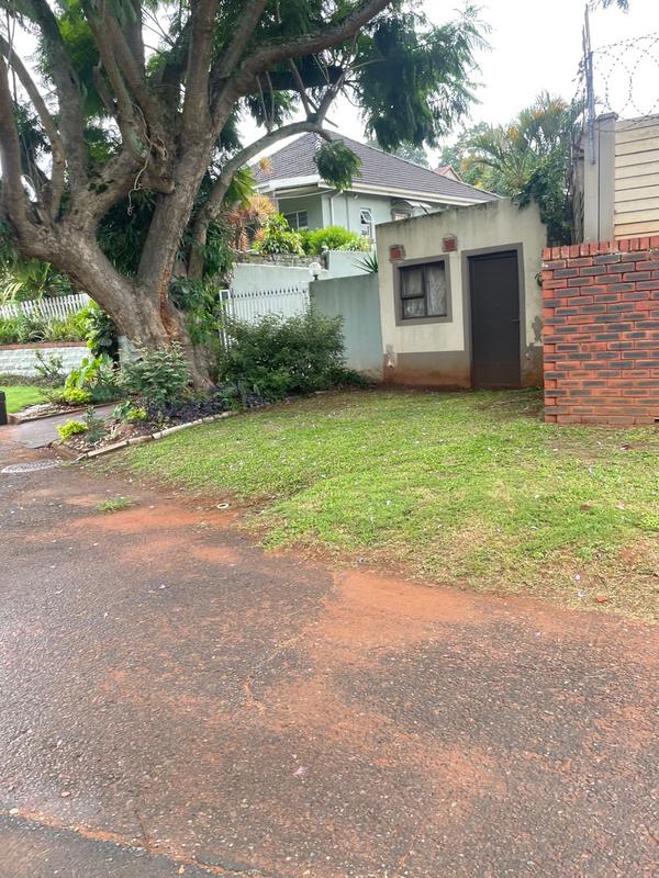 1 Bedroom Property for Sale in Montclair KwaZulu-Natal