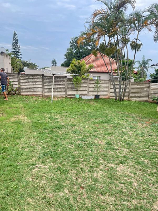1 Bedroom Property for Sale in Montclair KwaZulu-Natal