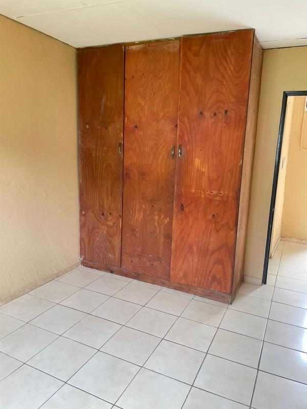 1 Bedroom Property for Sale in Montclair KwaZulu-Natal