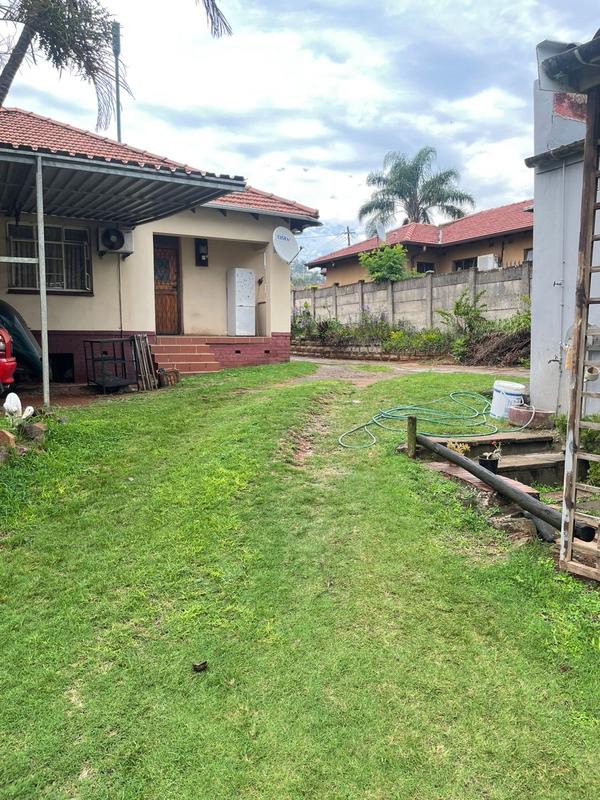 1 Bedroom Property for Sale in Montclair KwaZulu-Natal