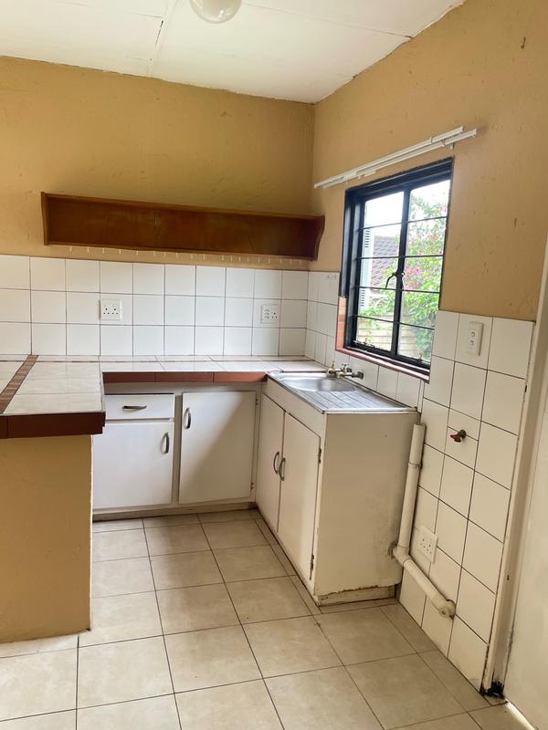 1 Bedroom Property for Sale in Montclair KwaZulu-Natal
