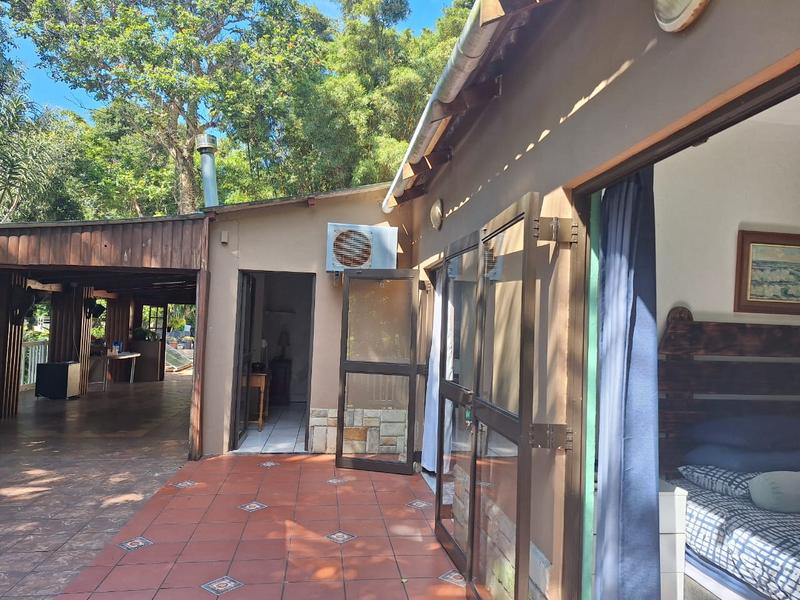 To Let 3 Bedroom Property for Rent in Umtentweni KwaZulu-Natal