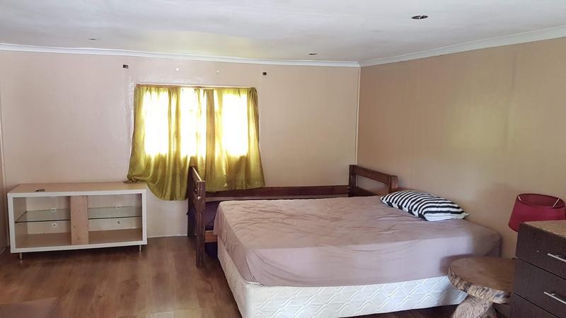To Let 3 Bedroom Property for Rent in Umtentweni KwaZulu-Natal