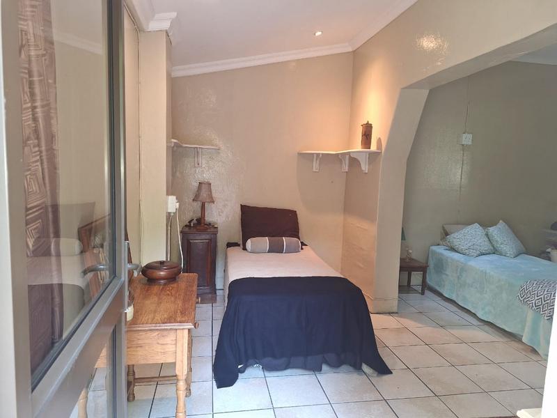 To Let 3 Bedroom Property for Rent in Umtentweni KwaZulu-Natal