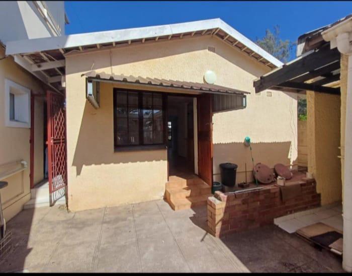 1 Bedroom Property for Sale in Durban North KwaZulu-Natal
