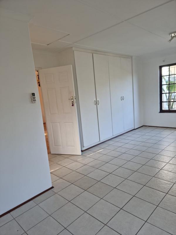 1 Bedroom Property for Sale in Durban North KwaZulu-Natal