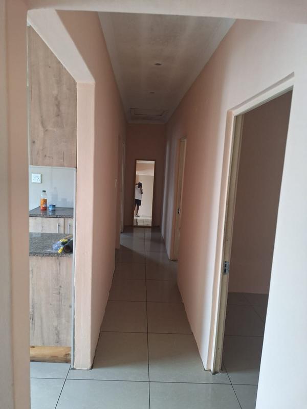 To Let 2 Bedroom Property for Rent in Merebank KwaZulu-Natal