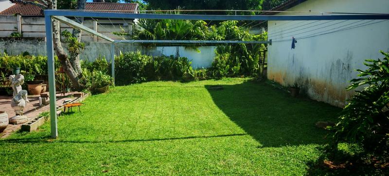 5 Bedroom Property for Sale in Manaba Beach KwaZulu-Natal