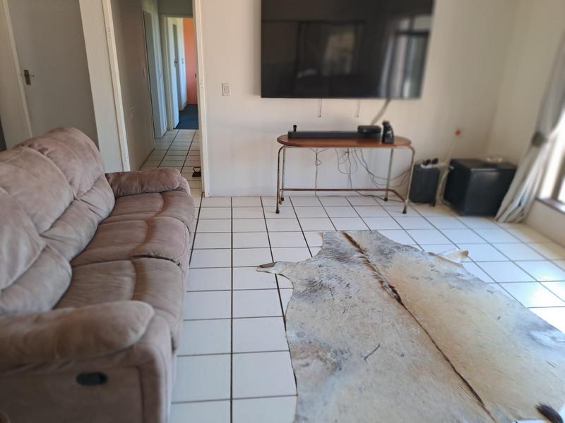 5 Bedroom Property for Sale in Manaba Beach KwaZulu-Natal