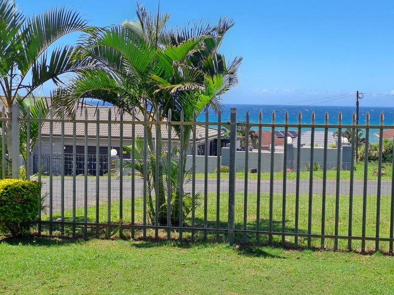 5 Bedroom Property for Sale in Manaba Beach KwaZulu-Natal
