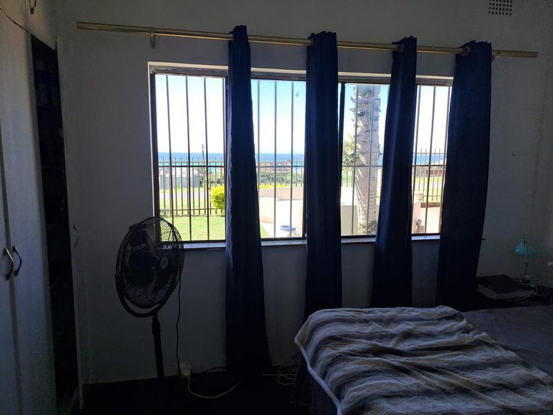 5 Bedroom Property for Sale in Manaba Beach KwaZulu-Natal