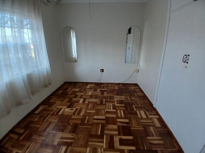 To Let 2 Bedroom Property for Rent in Uvongo KwaZulu-Natal