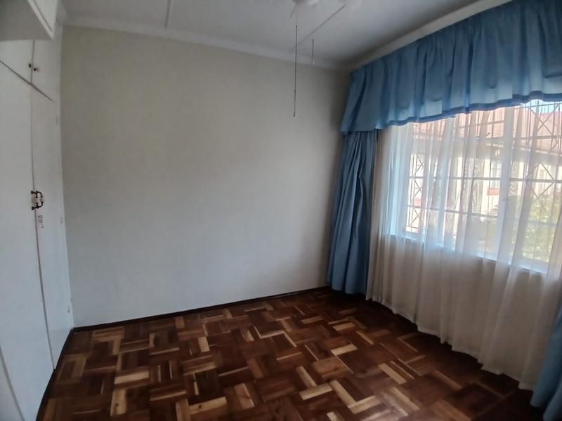 To Let 2 Bedroom Property for Rent in Uvongo KwaZulu-Natal