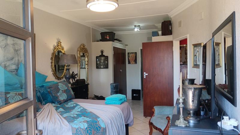 3 Bedroom Property for Sale in Uvongo KwaZulu-Natal